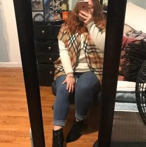 Meet your Posher, Hailey